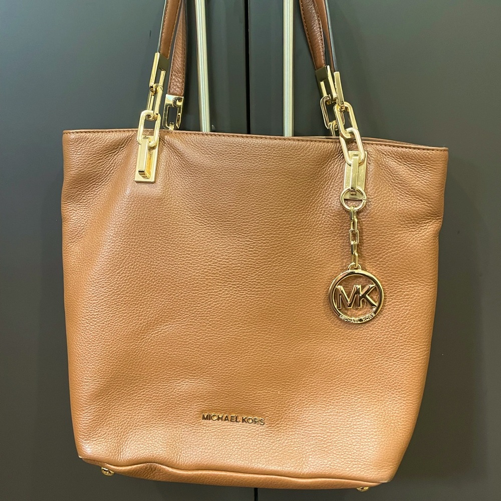 Michael Kors Brooke Medium Tote